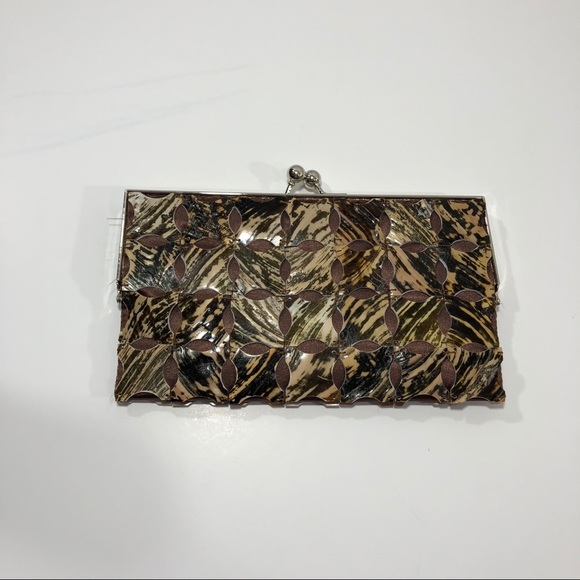 Mad Bags Shell Tile Clutch - Picture 1 of 7